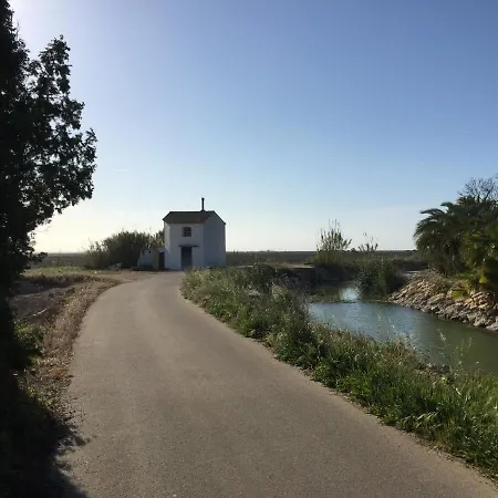 Large With Sea Views Apartament