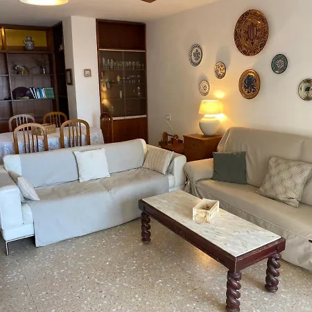 Large With Sea Views Apartment *
